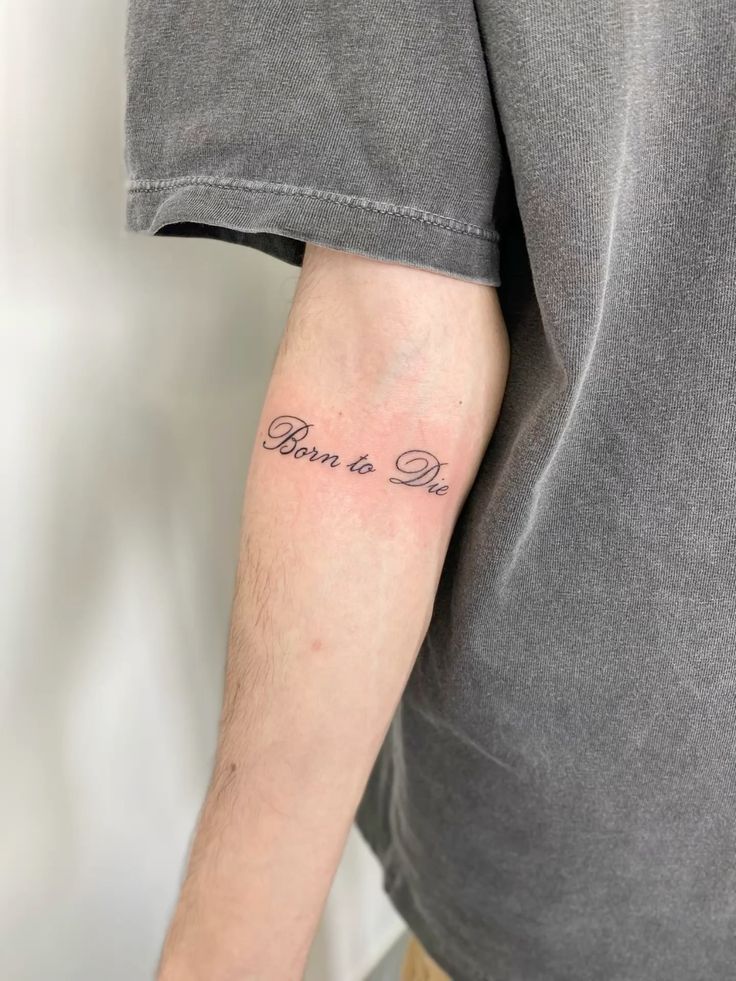 30 Born to Die Tattoo Ideas : Aesthetic Lettering, Stomach and Collarbone Placement
