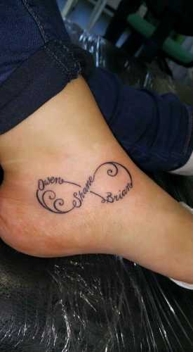 17 Tattoo Ideas for Moms with Sons: Celebrating Motherhood in Ink