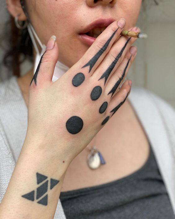 Discover ’s Top 20 Symbolic Hand Tattoos: Chinese, Viking, Om, Anarchy & More – Get Inspired!