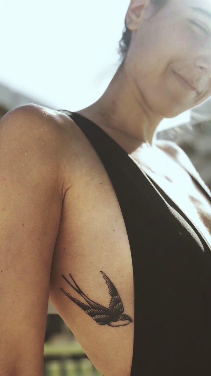 29 Rib Tattoo Ideas for Women and Guys Unique Designs