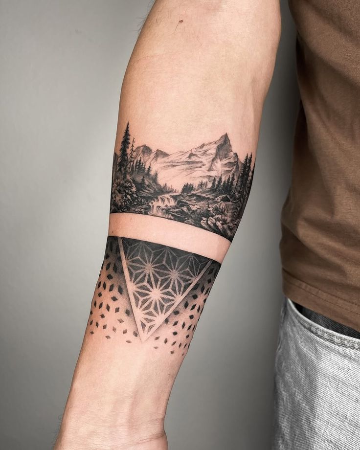 27 Ideas Mountain Tattoo Ideas : Minimalist, Geometric, Fine Line & Sleeve Designs