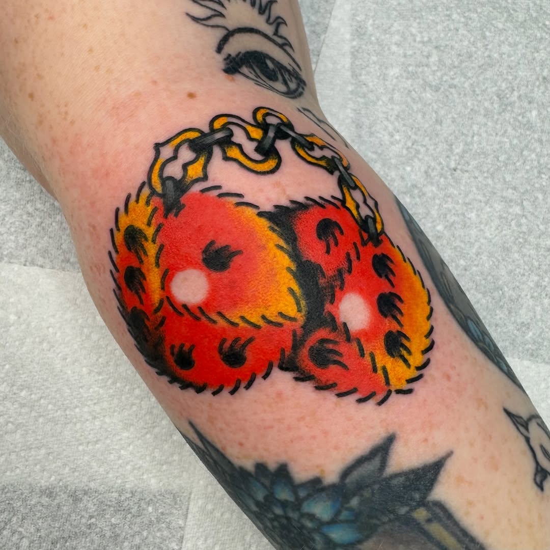 25 Dice Tattoo Ideas with Cool Flash Designs, Stencil Outlines & Men s Placement