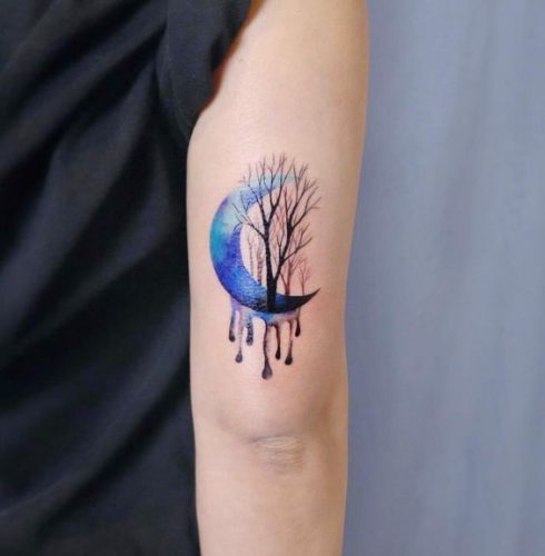Explore 19 Stunning Moon Tattoo Ideas: Designs for Men & Women – Symbolism & Artistry