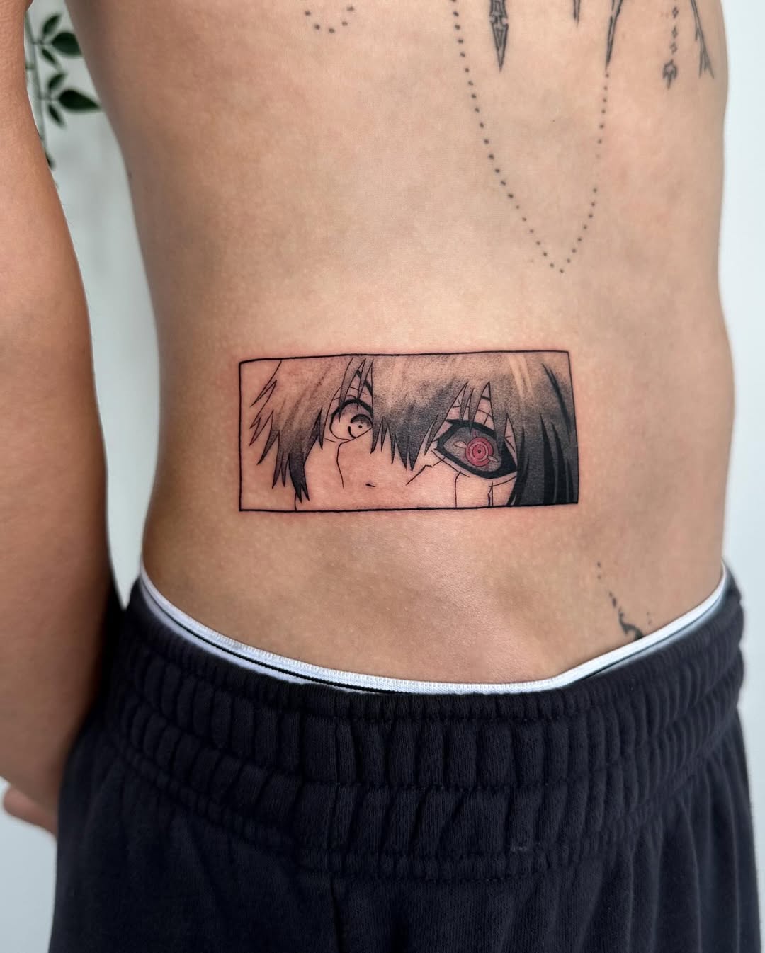 29 Tokyo Ghoul Tattoo Ideas Kaneki Designs, Juuzou Ink, Centipede Tattoos, & Spider Lily Florals