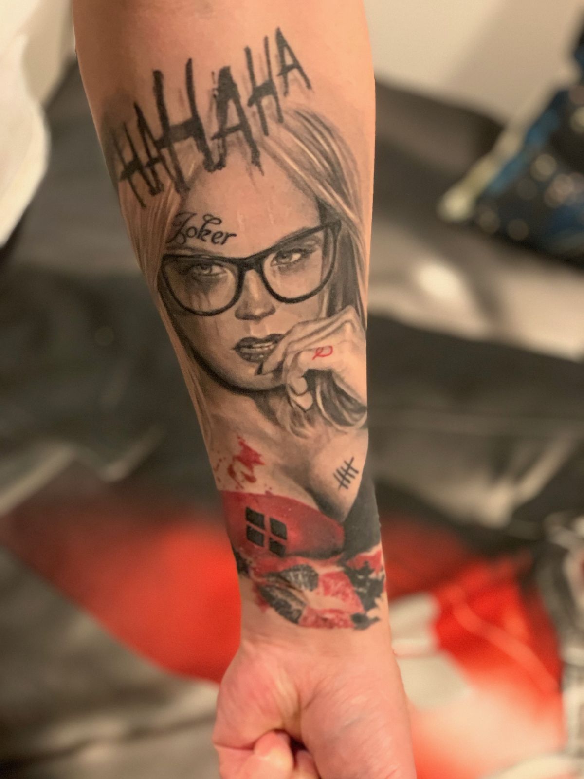 26 Harley Quinn Tattoo: Bold Designs, Iconic Meanings, and Creative Ideas