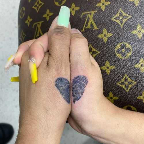 19 Mom-Daughter Tattoo Ideas