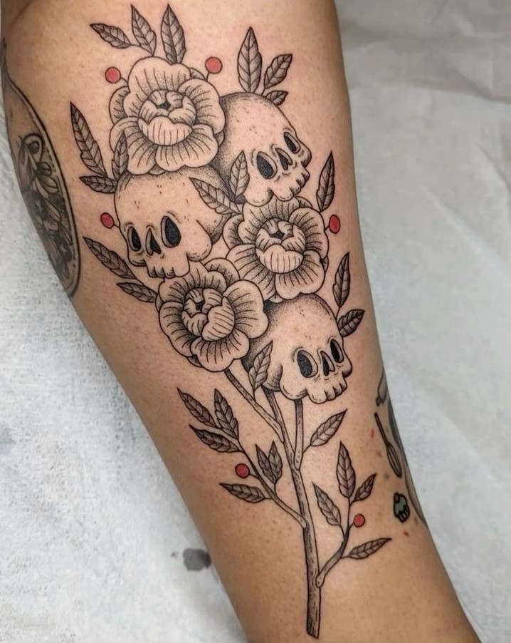 Halloween Tattoo 27 Ideas with Flash Art, Fine Line, Sleeve Designs and Glitter Concepts