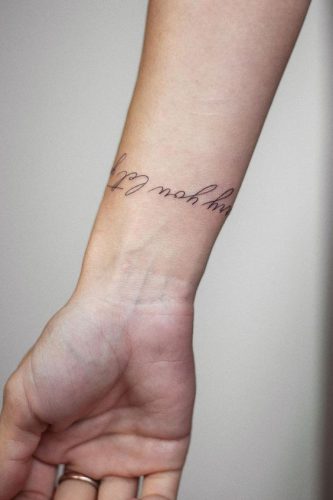 19 Alluring Forearm Tattoo Ideas for Women