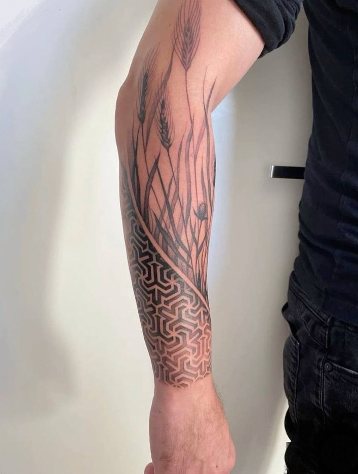 25 Best Half Sleeve Tattoo Ideas for Women & Men Cool Designs & Unique Drawings