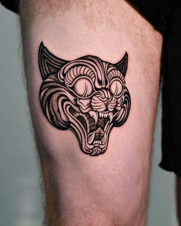 30 Blackwork Tattoo Ideas for Men & Women Bold Sleeve, Flash, Coverup & Arm Design