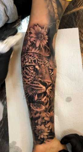 25 Tiger Tattoo on Forearm Ideas