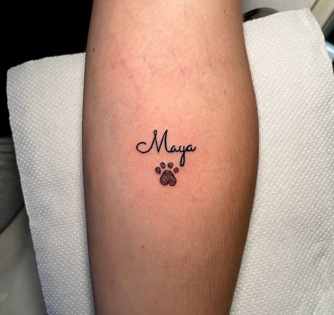 30 Heartfelt Dog Memorial Tattoo Ideas: Unique Paw Prints, Fine Line Portraits & Tiny Tributes