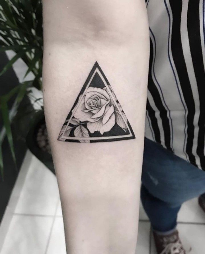 29 Triangle Tattoo Ideas: Sharp Lines, Big Stories