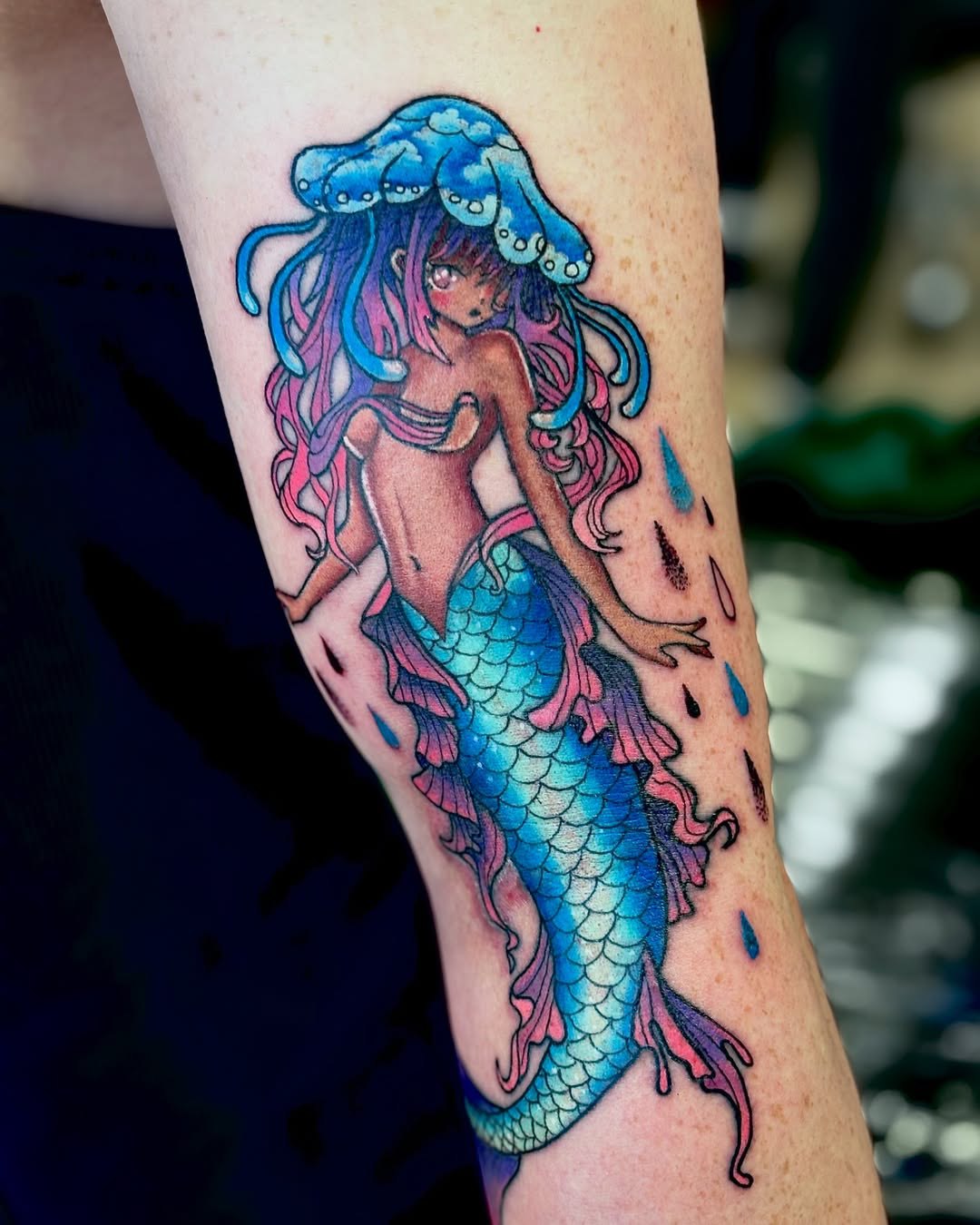 27 Mermaid Tattoo Ideas With Minimalist, Traditional, Afro, Siren, and Barbie-Inspired Designs