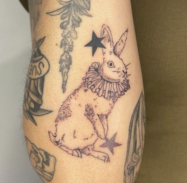 Dark Feminine Tattoos : Bold & Aesthetic Ideas for Women Thigh, Forearm, Leg Sleeve, Back, Ribs & More