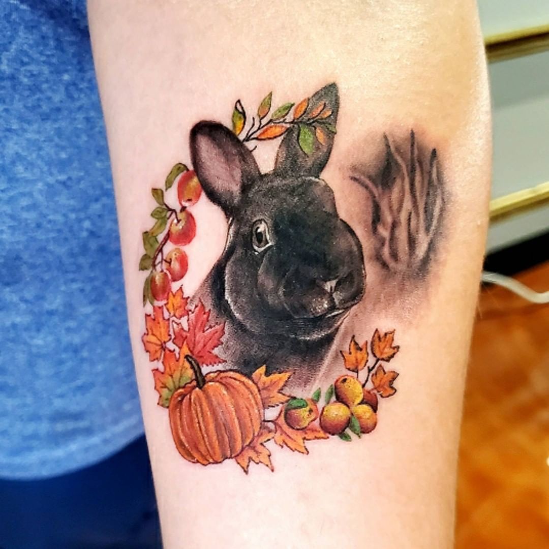 Fall Tattoo 26 Ideas for Women and Men Sleeve Art, Fine Line and Halloween Ink