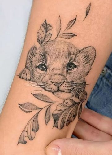 Small but Mighty: 17 Inspiring Small Lion Tattoo Ideas