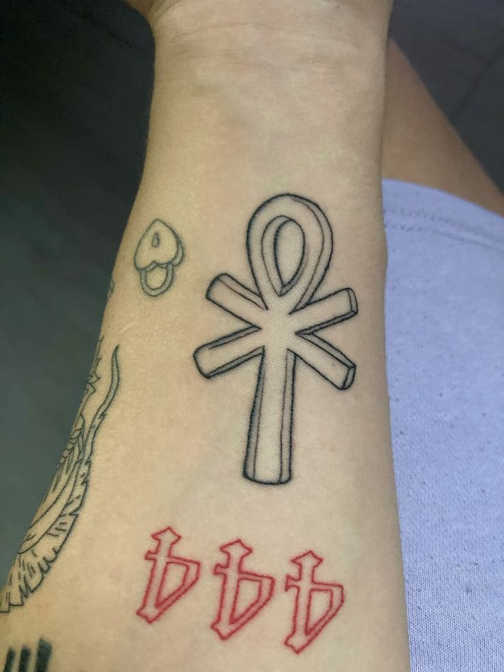 27 Ankh Tattoo Ideas with Eye of Horus, Spine, Chest, Minimalist Symbolic Ink