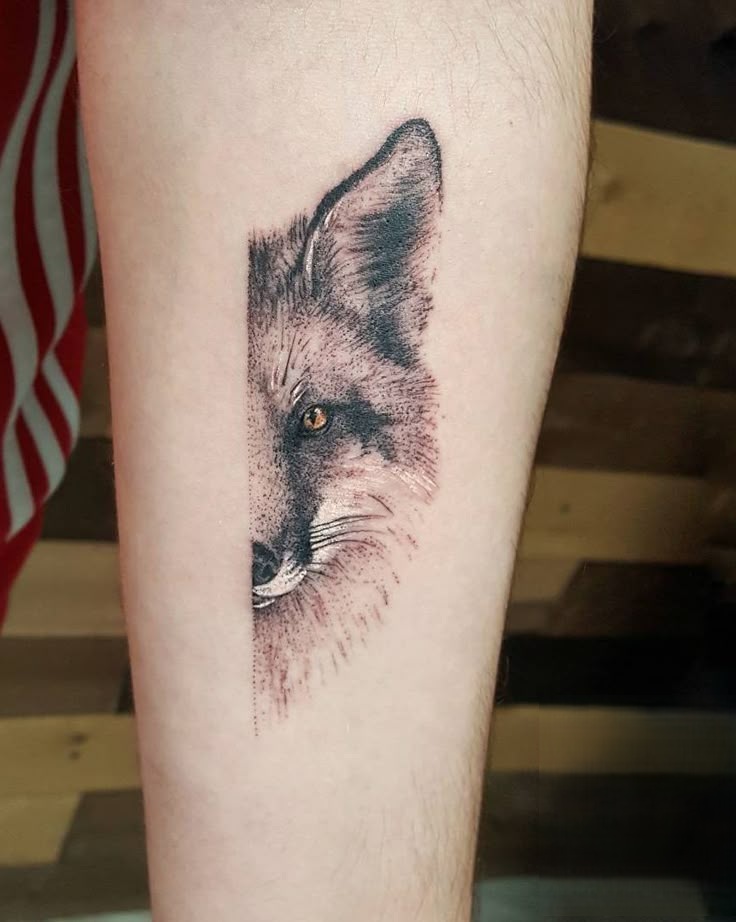 28 Fox Tattoo Ideas with Japanese Kitsune, Minimalist Sketches, Traditional Designs for Men and Women