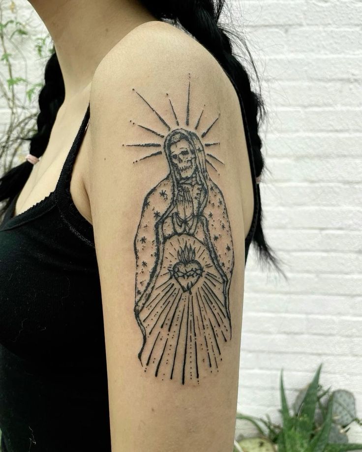 19 Ideas for Santa Muerte Tattoos: A Deep Dive into Symbolism and Style