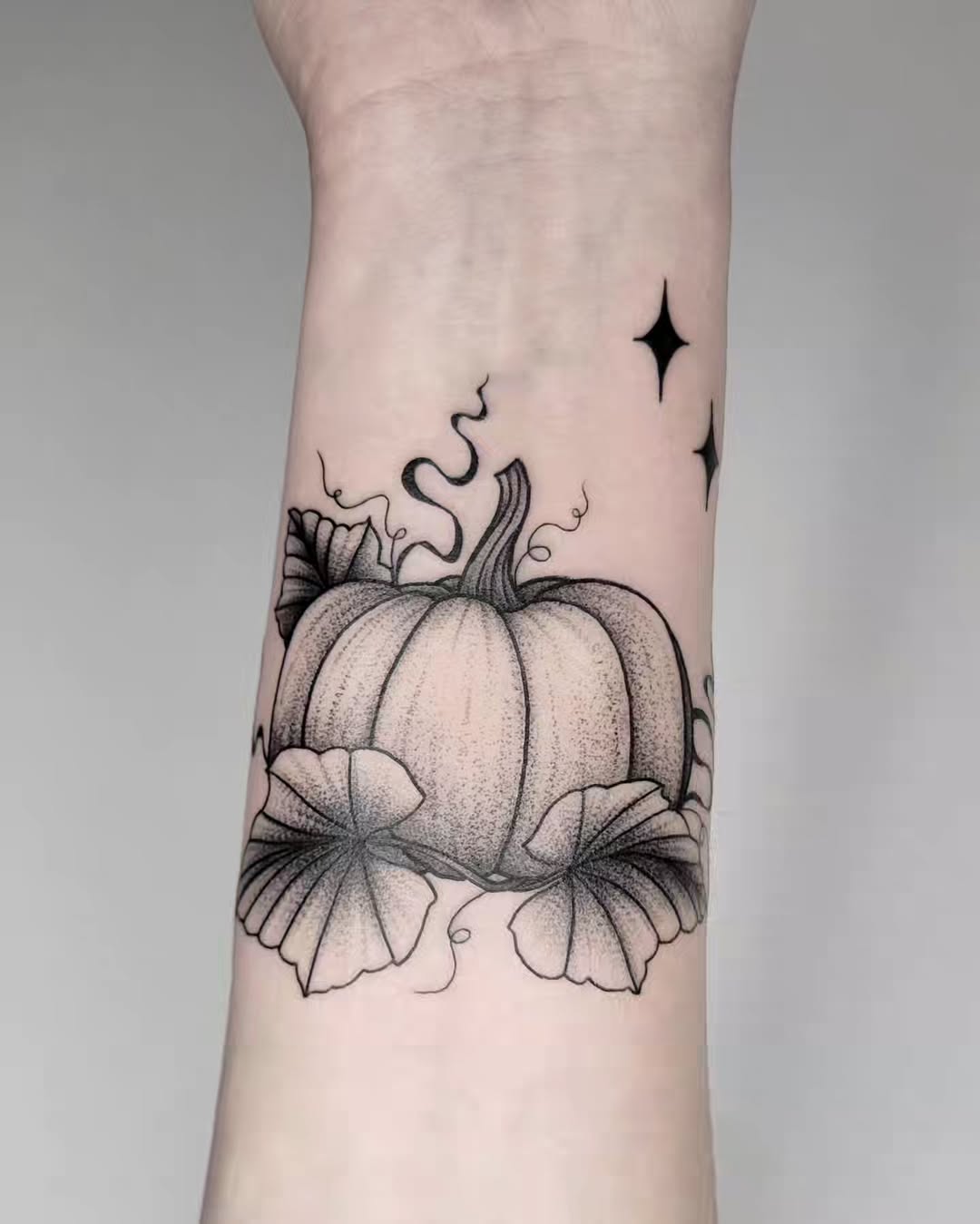 28 Pumpkin Tattoo Ideas Cute, Scary, Flash & Traditional Designs