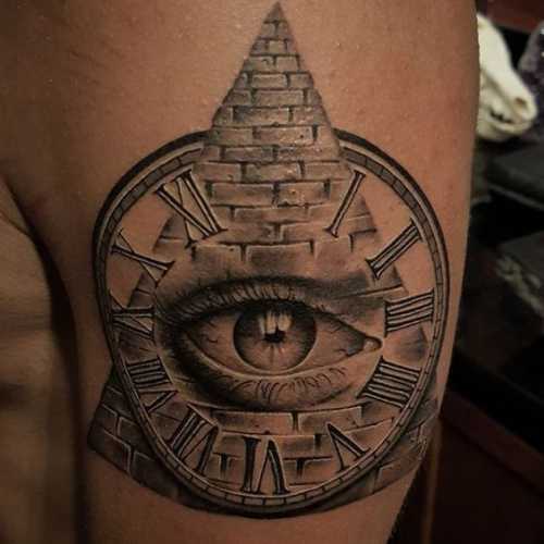 17 Pyramid Tattoo Ideas