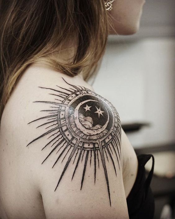 25 Inspiring Shoulder Cap Tattoo Ideas for Men and Women