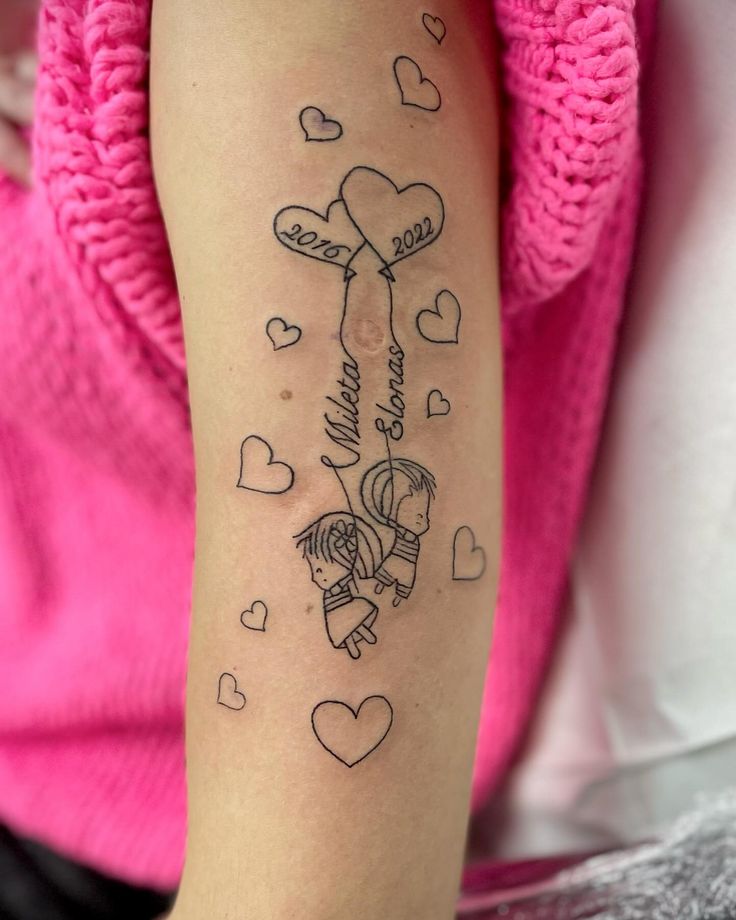 28 Kids Name Tattoo Ideas for Mothers: Unique Designs with Birth Dates, Matching Symbols