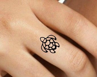 18 Small Turtle Tattoo Ideas