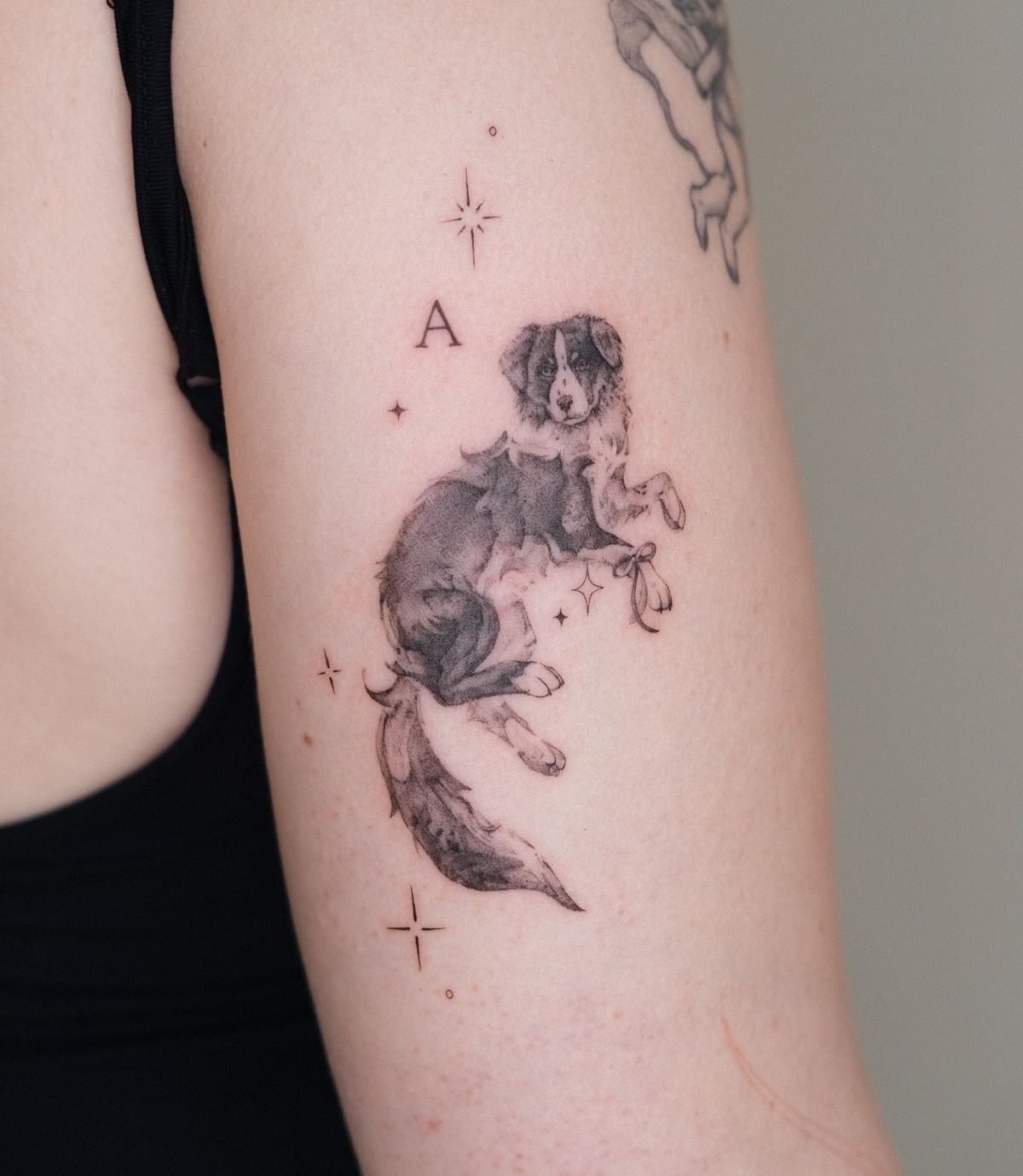 30 Heartfelt Dog Memorial Tattoo Ideas: Unique Paw Prints, Fine Line Portraits & Tiny Tributes