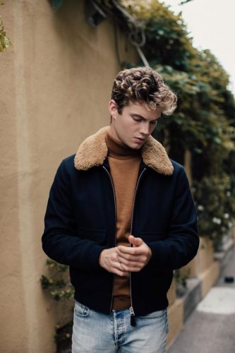 Discover the Latest in Men&#8217;s Fashion: Top 18 Trending Clothing Styles for Guys in 