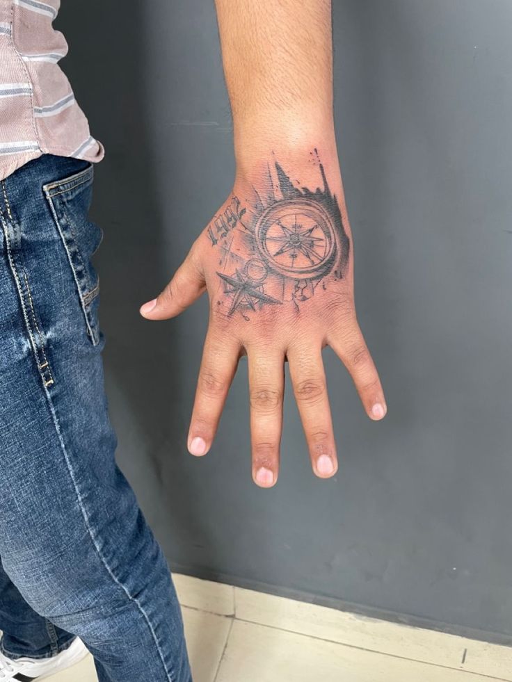 28 Compass Tattoo Ideas : Designs for Men and Women, Anchor, Traditional and More