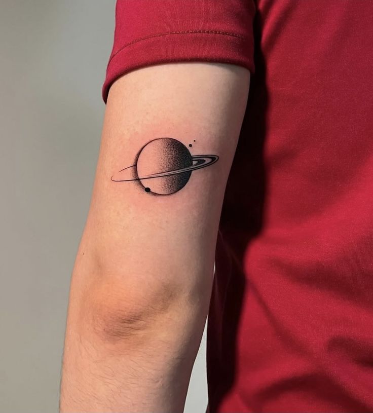 30 Saturn Tattoo Ideas: Meaning, Styles, and Real-Life Designs You ll Actually Want