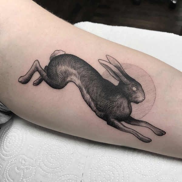 32 Rabbit Tattoo Ideas: from whisper-fine bunnies to mythic hares