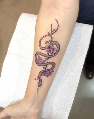 29 Snake and Flower Tattoos Ideas