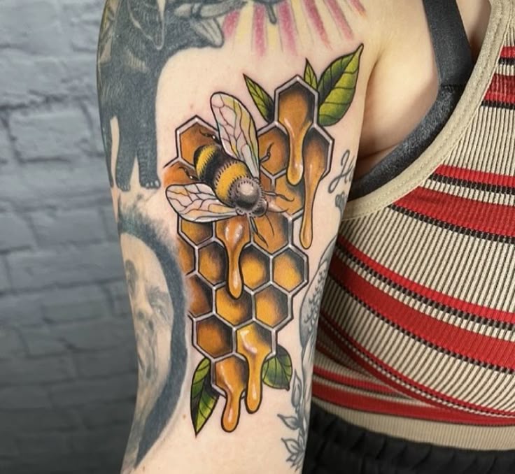 30 Honeycomb Tattoo Ideas  with Bees, Flowers, and Geometric Patterns for Men and Women
