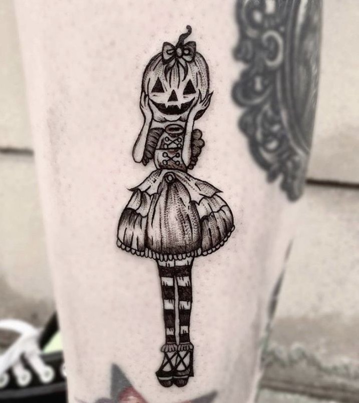 Halloween Tattoo 27 Ideas with Flash Art, Fine Line, Sleeve Designs and Glitter Concepts