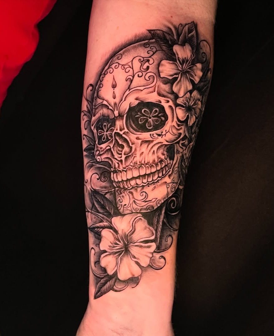 27 Sugar Skull Tattoo Designs for Women and Men Color, Black & White, Tiny