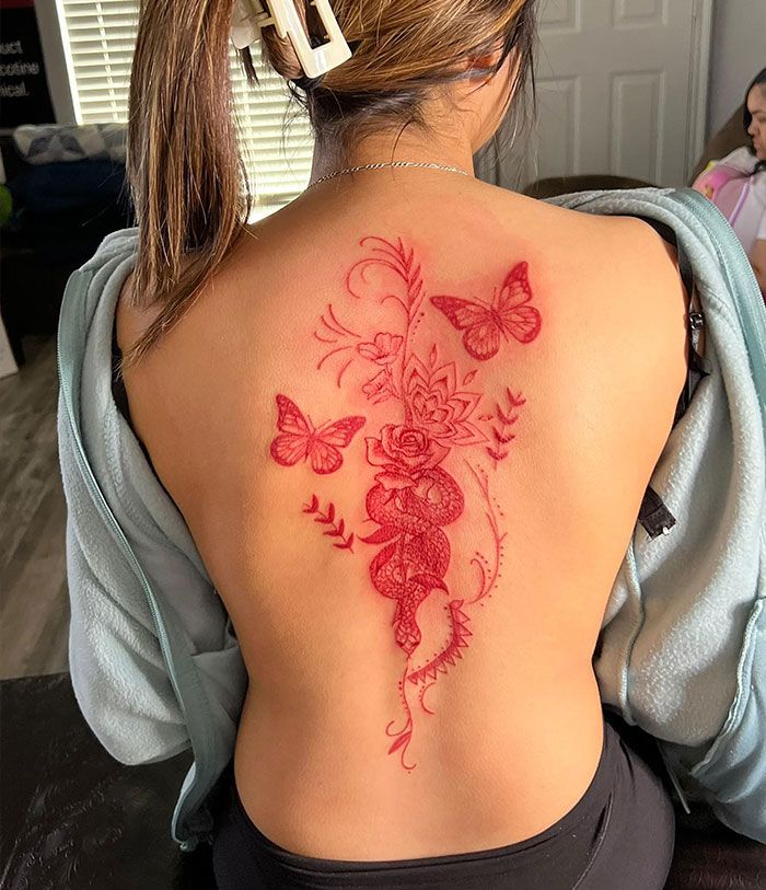 27 Ideas for Spine Tattoos for Women in : Elegant, Meaningful, and Unique Designs