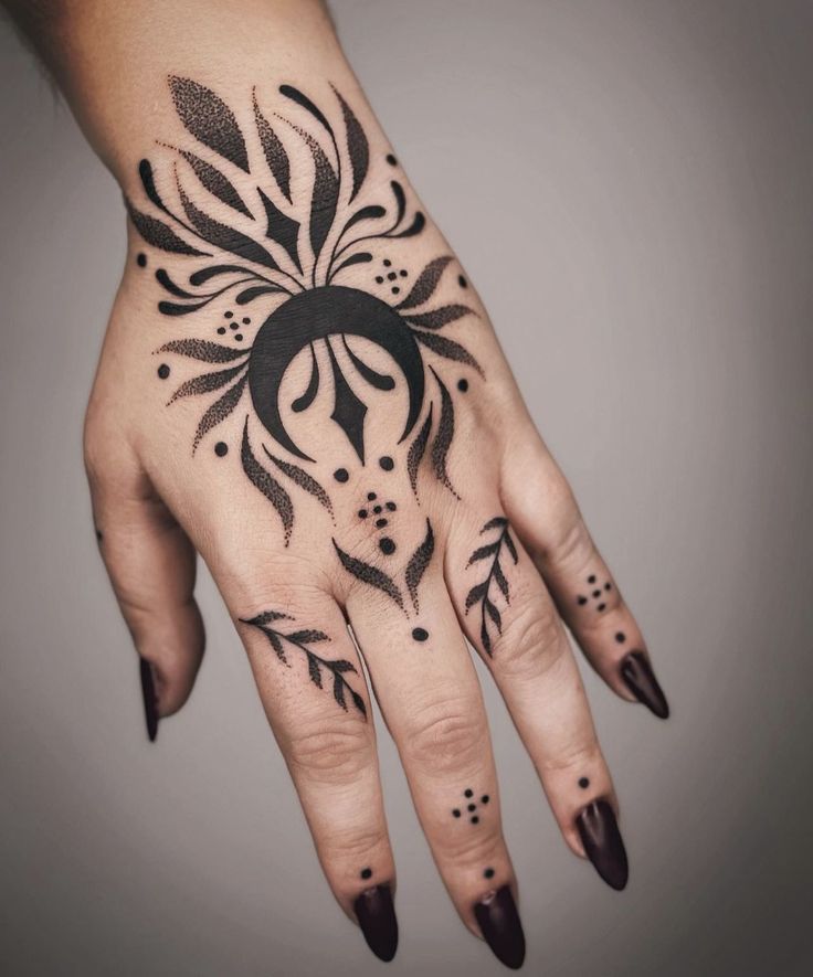 Discover ’s Top 20 Symbolic Hand Tattoos: Chinese, Viking, Om, Anarchy & More – Get Inspired!