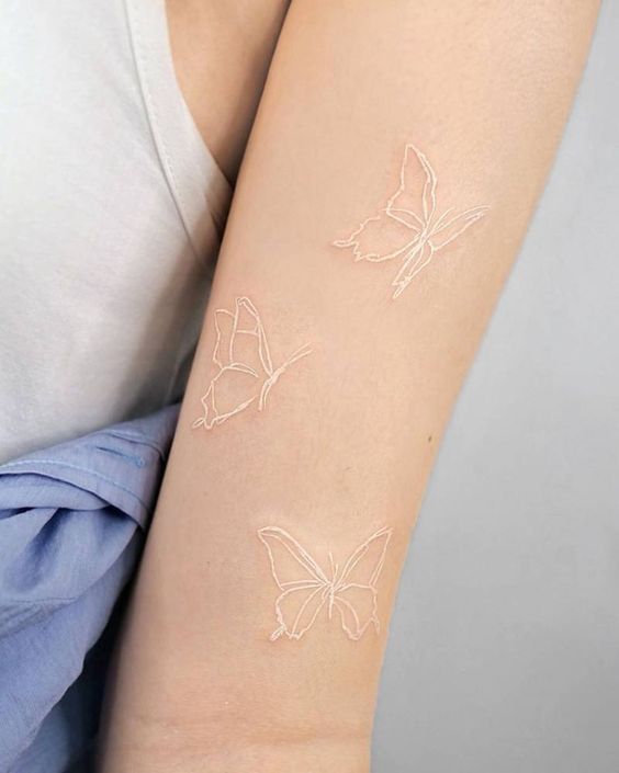 30 White Ink Tattoo Ideas for Dark Skin, Tan, Pale, Brown, Fine Line, Spider, Lightning, Healed Designs