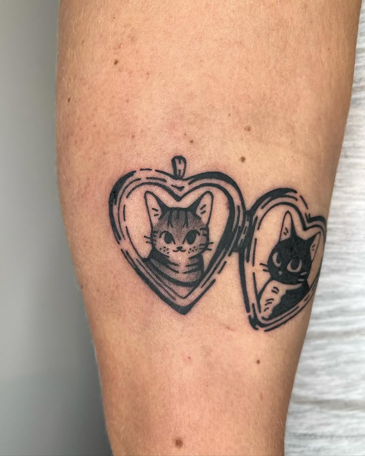 Here Are 28 Cat Tattoo Ideas to Consider in for Women and Men: Minimalist, Funny, Gothic