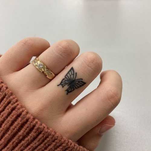 29 Tiny Butterfly Tattoo Ideas