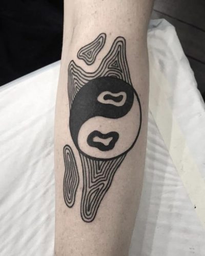 Explore 20 Unique Yin and Yang Tattoo Designs for – Balance and Harmony in Artistic Ink