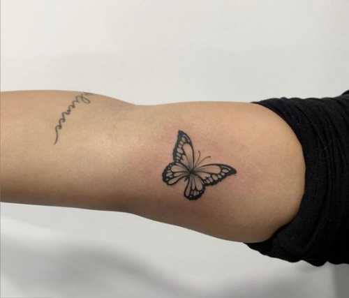 29 Tiny Butterfly Tattoo Ideas