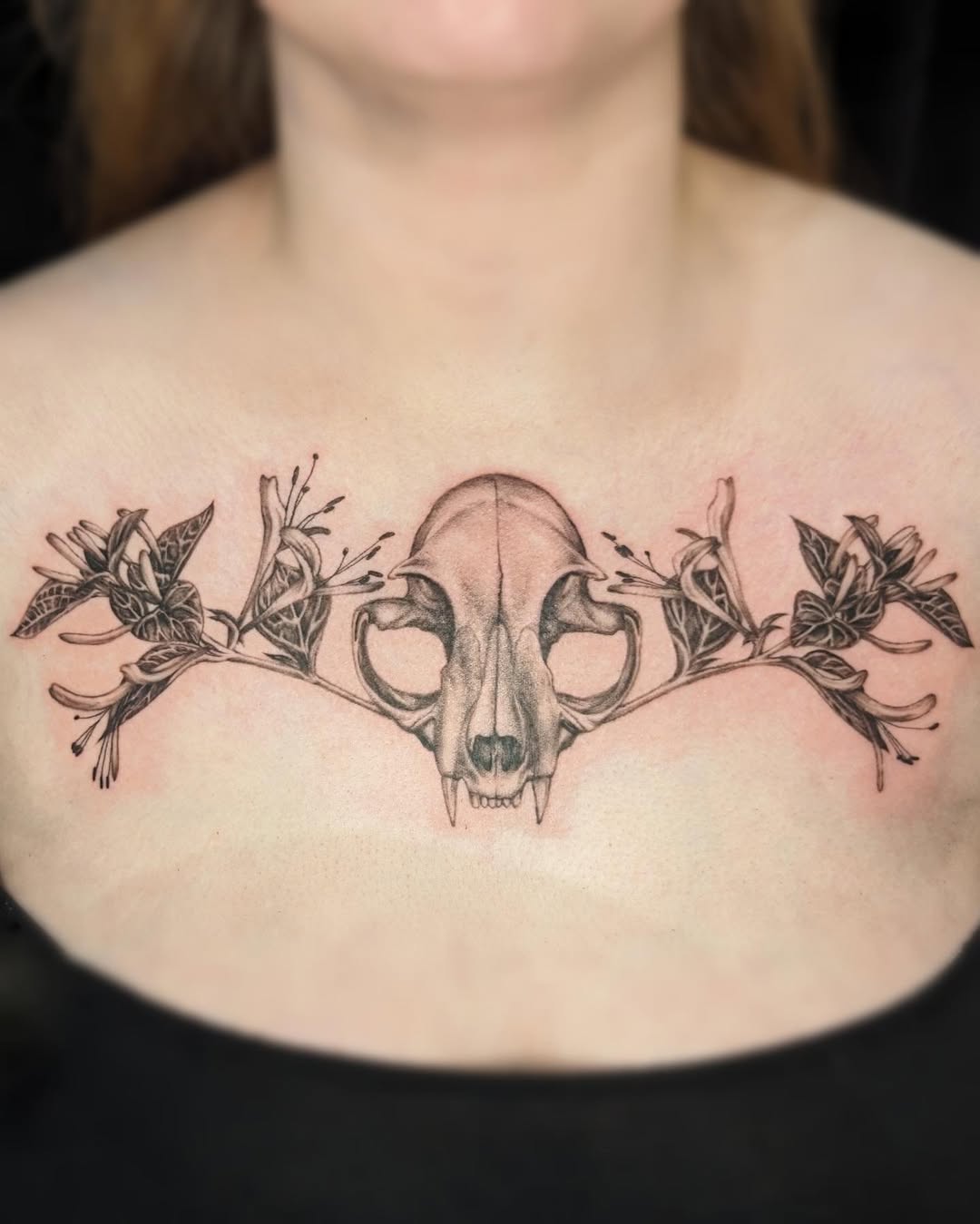 29 Honeysuckle Tattoo Ideas with Fine Line, Neo Traditional, Coral, and American Traditional Designs