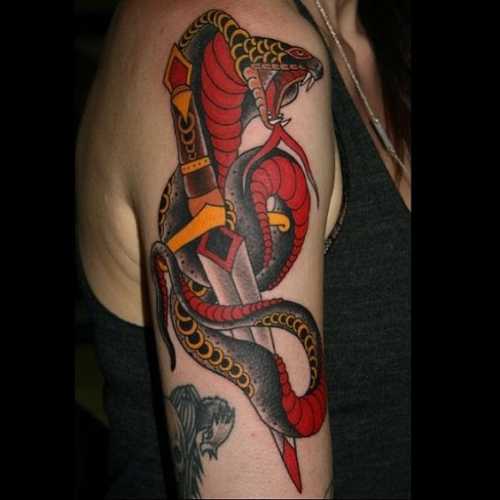 21 Snake Shoulder Tattoos Ideas for Bold Expressions