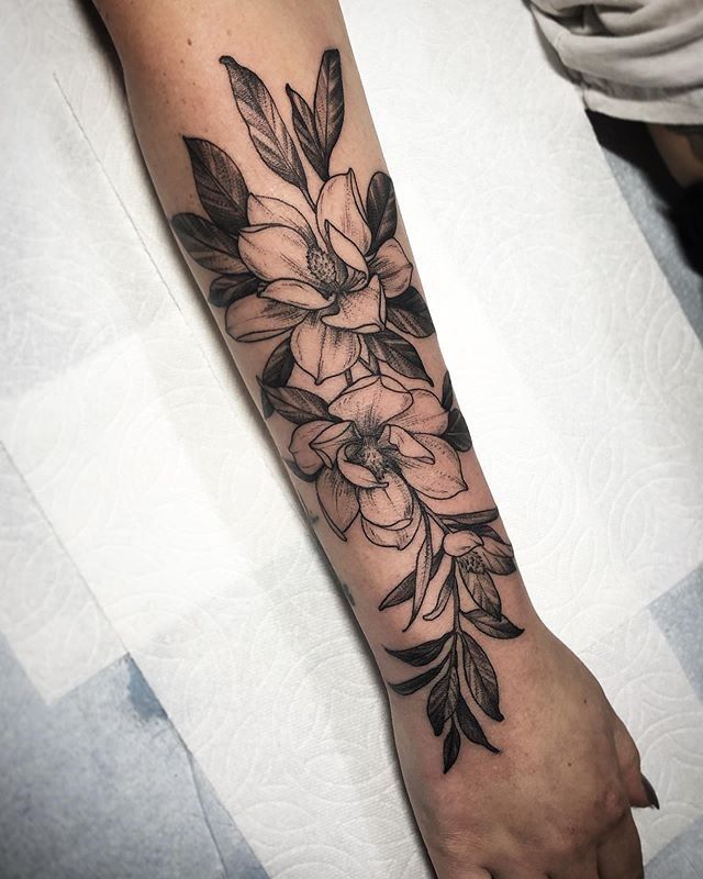 31 Magnolia Tattoo Ideas: Elegant Florals With Personality