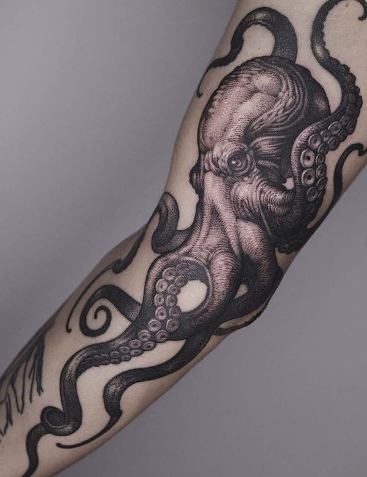 27 Octopus Tattoo Ideas for Men & Women Realistic, Sleeve, Leg, Shoulder & Tiny Octopus Designs