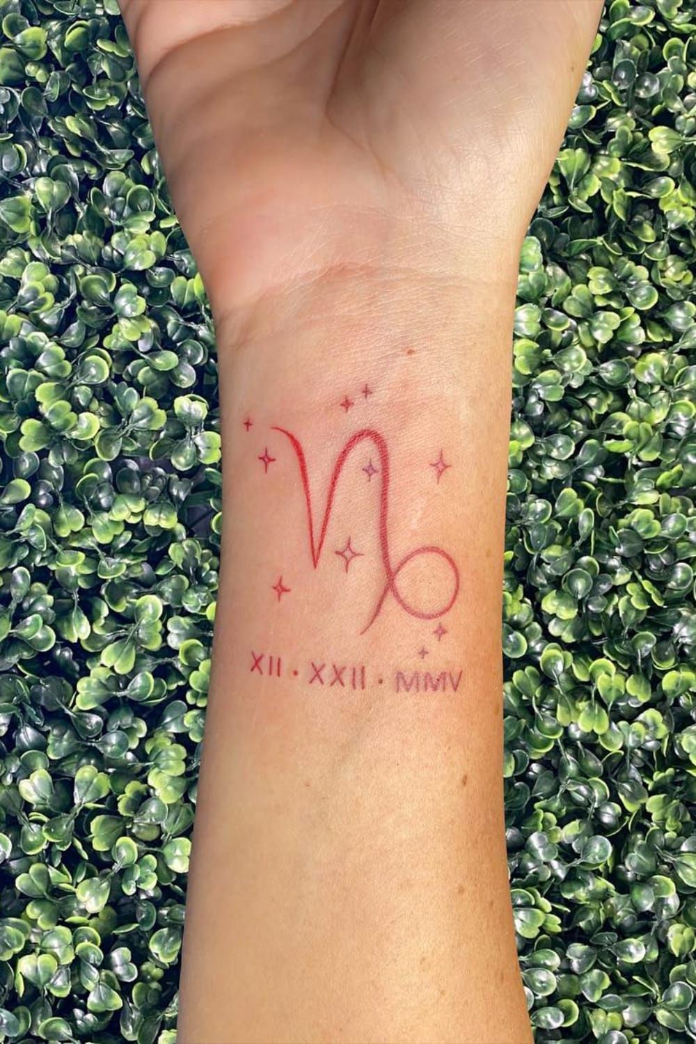 26 Capricorn Tattoo Ideas That Blend Zodiac Symbolism With Unique Designs